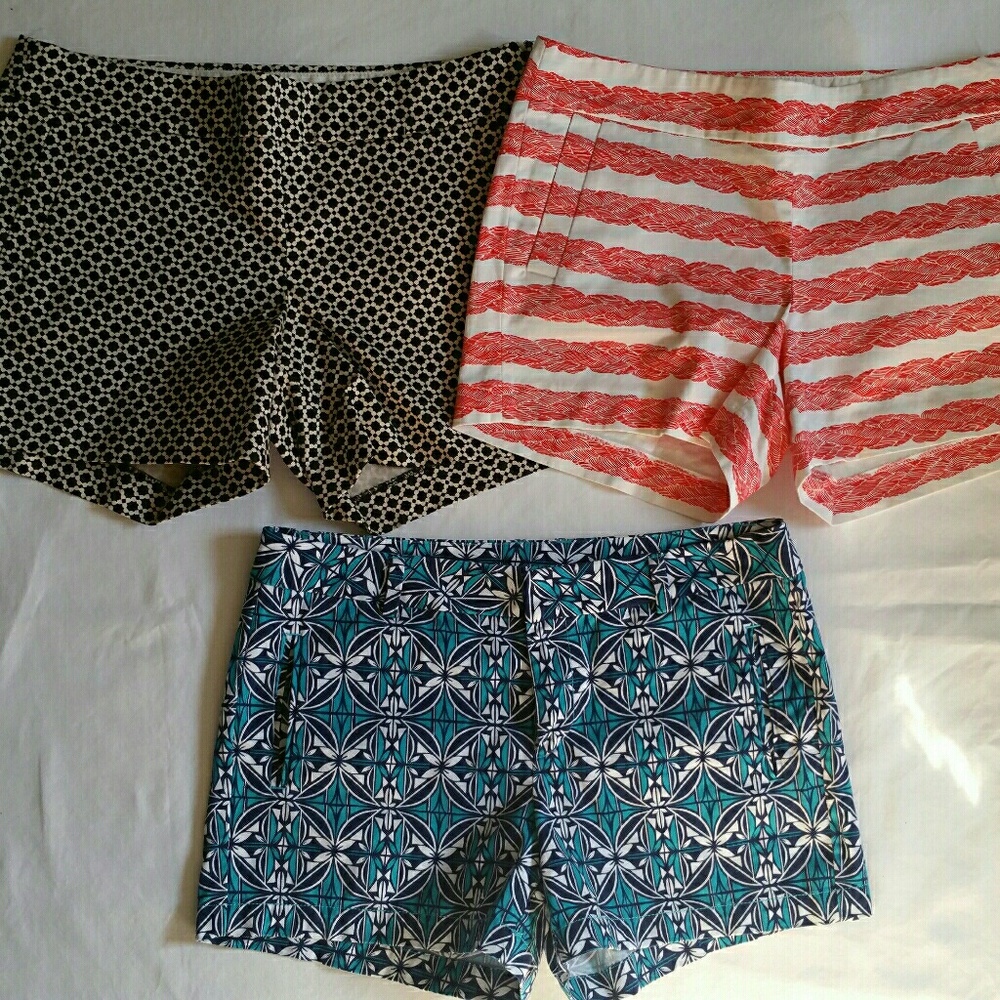Womens shorts, size 10